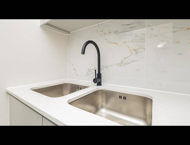 1 BEDROOM PROPERTY TO RENT IN SANDOWN